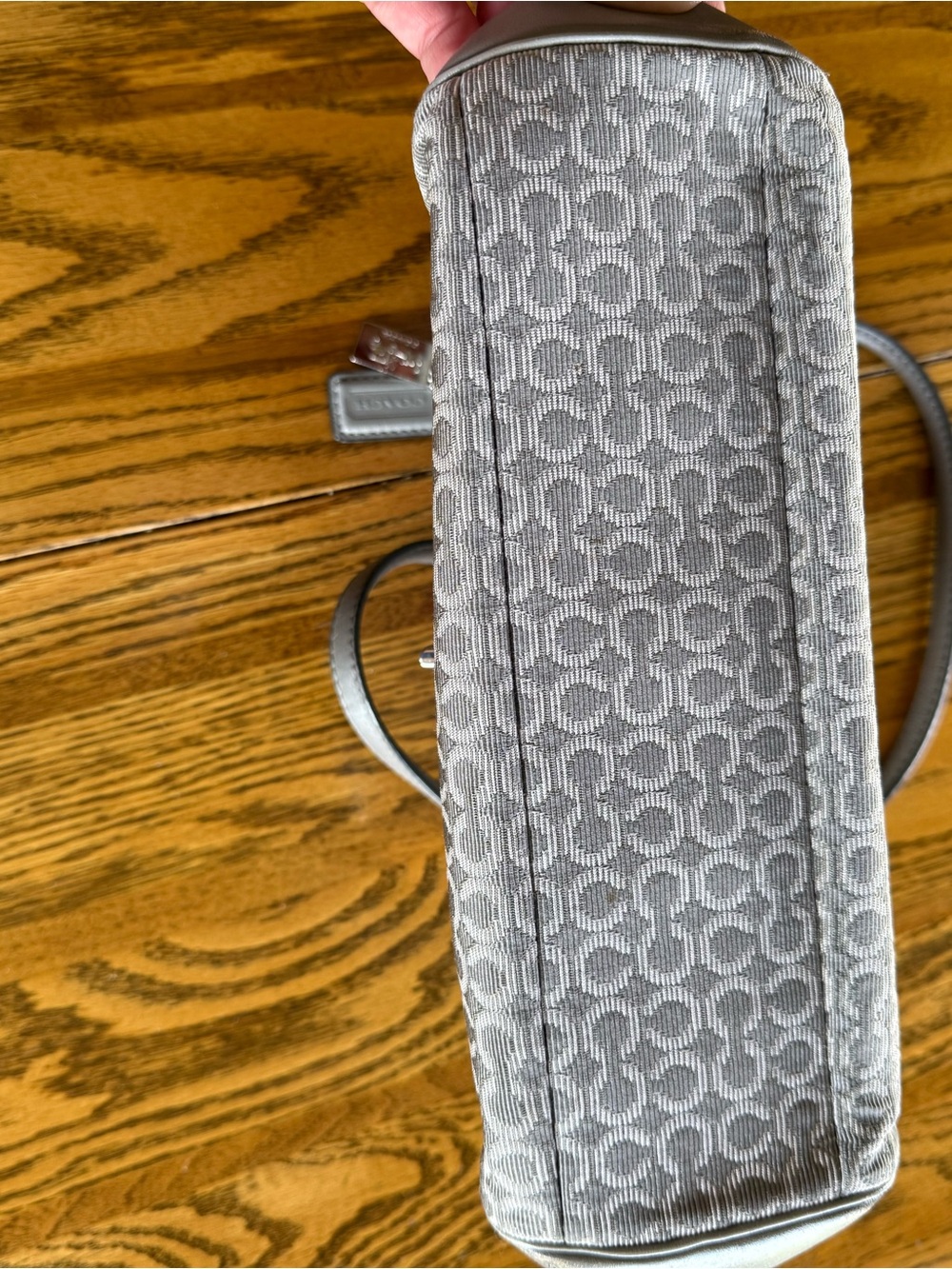 Coach Silver Signature Jacquard Turn-Lock Shoulder Bag - Picture 3 of 6